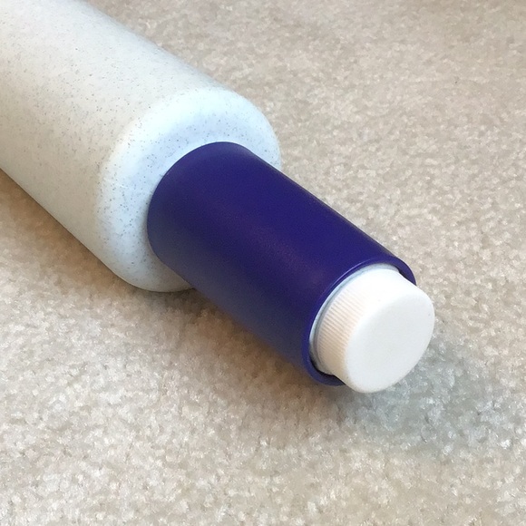 Vintage Tupperware Rolling Pin, 16”. - Picture 2 of 9